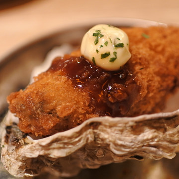 牡蠣と和牛の奴隷 3枚目