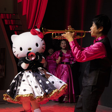 HELLO KITTY SHOW BOX 2枚目