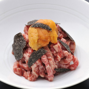 神戸牛炭火焼肉 日本橋イタダキ 3枚目
