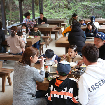 アンバイエ 2枚目