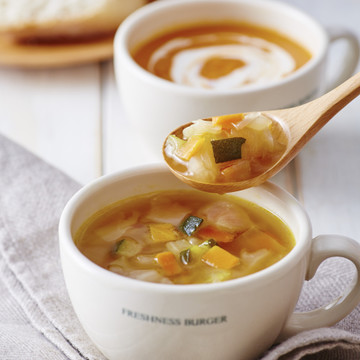 フレッシュネスバーガー 日比谷店 2枚目