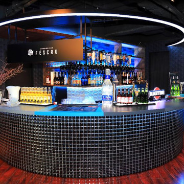 STANDING-BAR FESCRU 1枚目