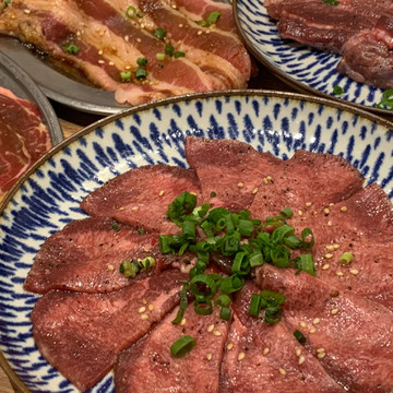 ホルモン焼肉酒場ケンジ 2枚目