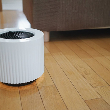 オゾン発生器　澄風　脱臭器　空気清浄機　ホワイト　未使用品 ペットのニオイ対策！クリーンな空間をつくるオゾン発生器『澄風