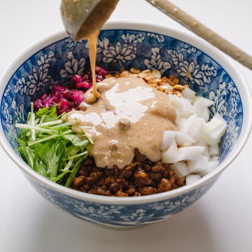 香辛薬麺 2枚目