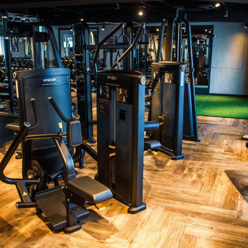 Studio TRIVE 3枚目