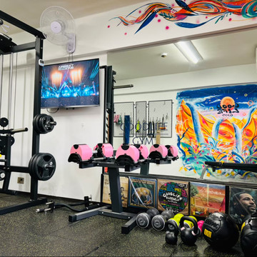 GOODLIFE GYM 代々木店 1枚目