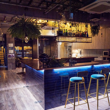 リニューアル The 1/3rd Café &Bar 3枚目