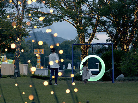 イルミネーションブランコ