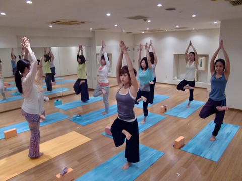 Hot Yoga Studio Be 天満橋店 西天満 南森 天満橋 その他 Aumo アウモ